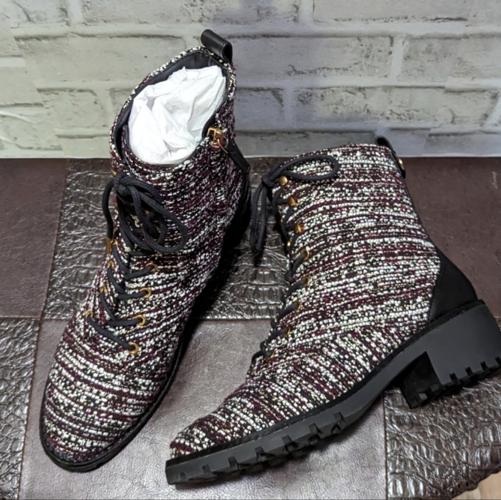 Tory Burch Combat Lug Sole Boot size 8 - Picture 2 of 12